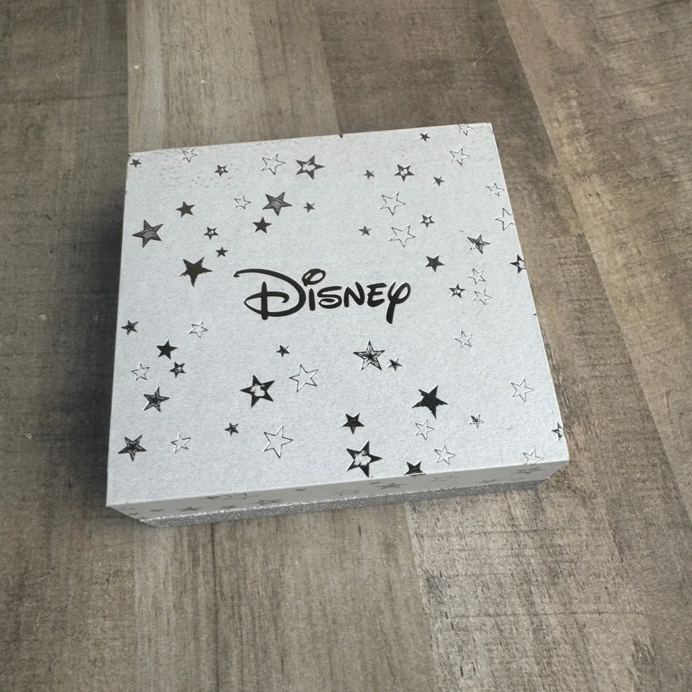 NEW Disney You'll Forever Be My Minnie Pendant Silver Pleated Necklace